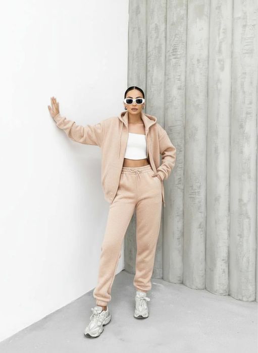 Дамски ватирани екипи