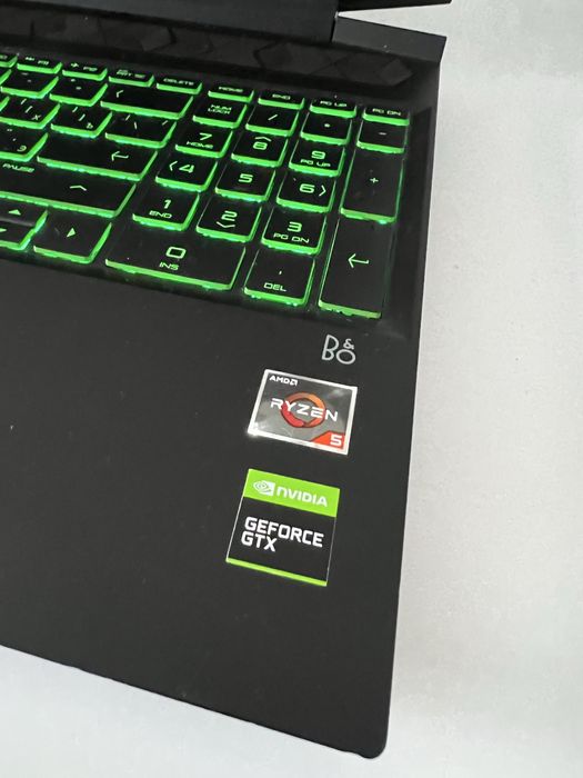 Ноутбук игровой HP Pavilion