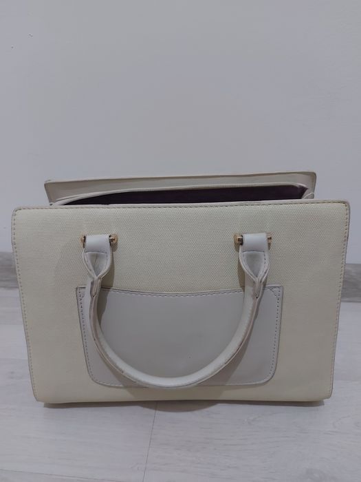 Сумка белая продоется