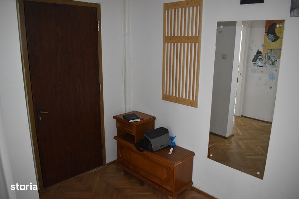 Apartament 3 camere de inchiriat Nufarul, Oradea