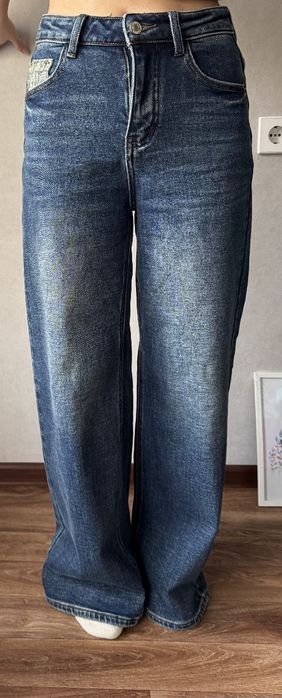 Джинсы на высокой посадке