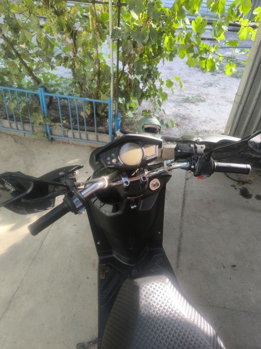 Продам Мопед 180куб