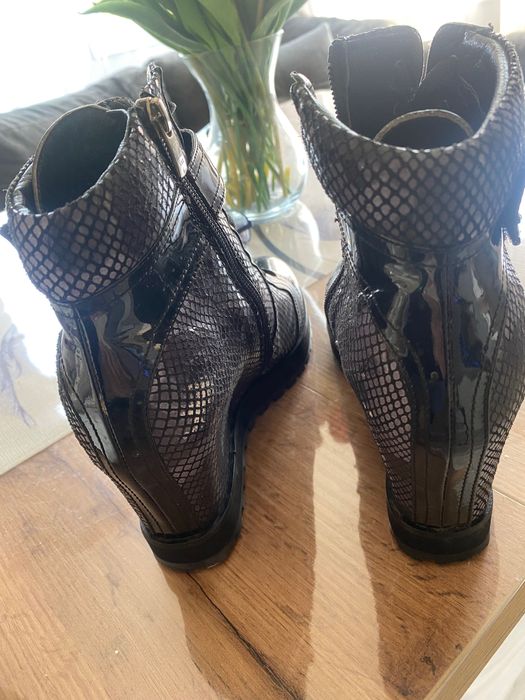 Ботички на Masimo Zardi