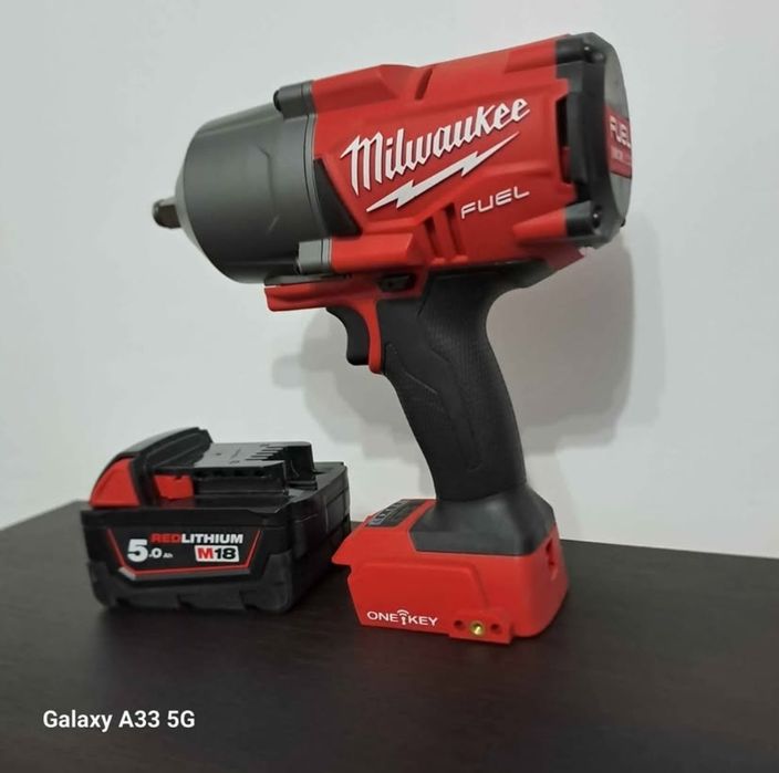 Pistol puternic ROȚI Milwaukee