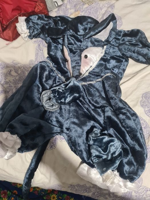 Костюмы по 2000 и по 3000