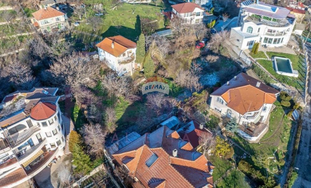 Градска къща,гр.Варна,м-т Св. Никола ТЕ