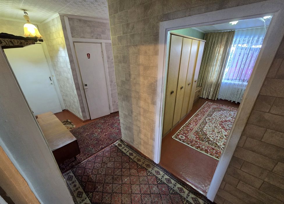 Продаётся 2-комнатная квартира в блочном доме