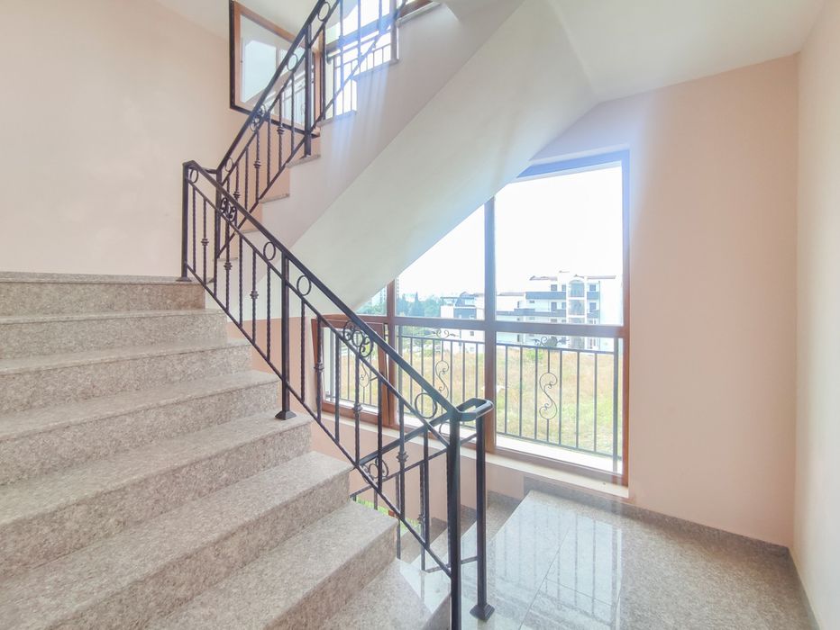 Продава се Двустаен апартамент в Свети Влас - 61 кв.м за 1181 €/кв.м - Снимка #4