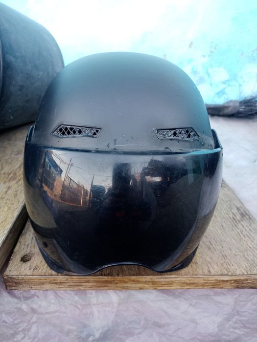 Продам каски для мото