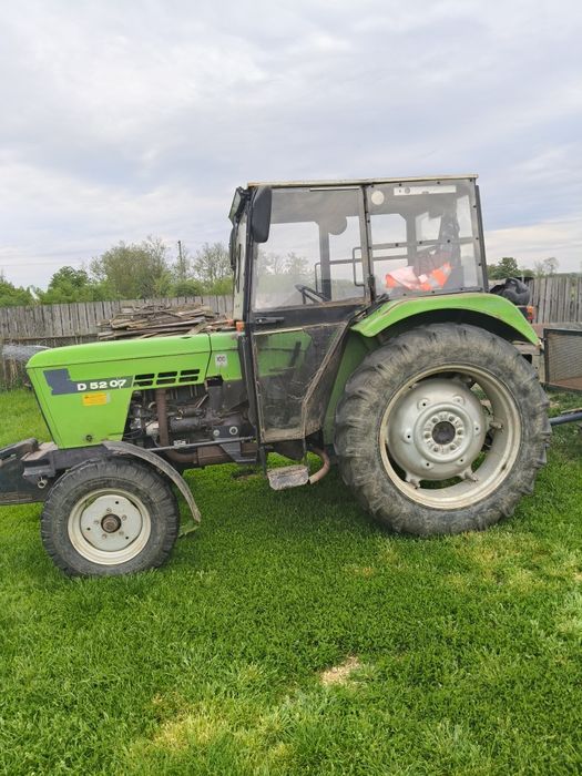 Vând tractor deutz