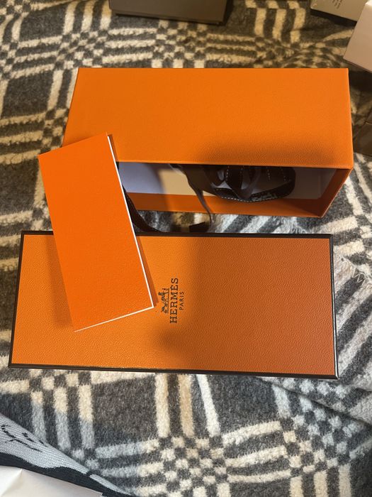 Продам коробочки HERMES