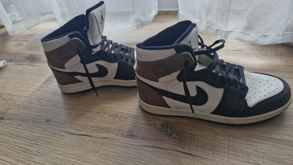 Bascheti Nike Jordan 1 nr 40