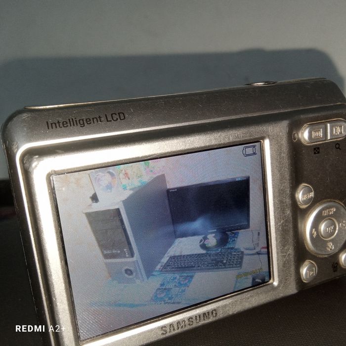 Samsung ES10 Camera. Made in china, SAMSUNG OPTO-ELECTRONICS CA.,LTD