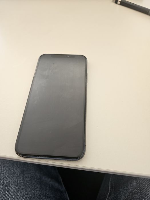 Vând Iphone X 64gb