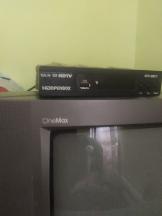 Продаётся цветной телевизор