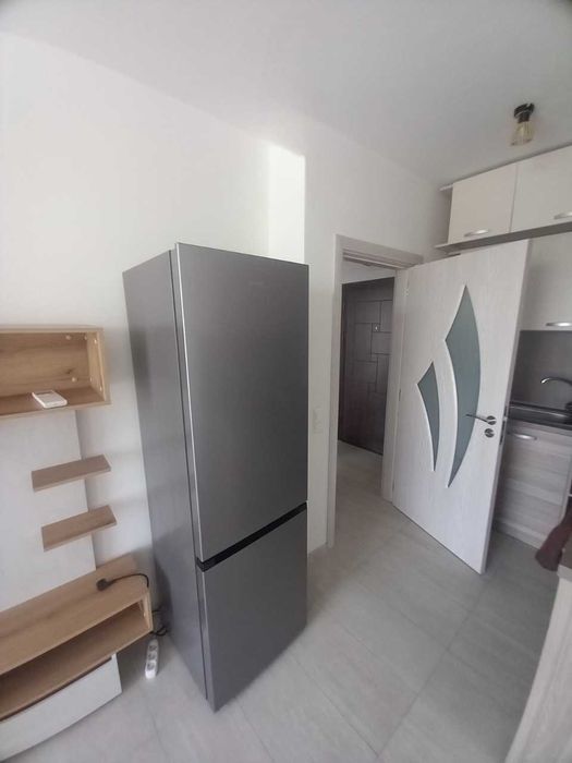 Дава се под наем Двустаен апартамент в София, Левски Г - 60 кв.м за 428.4 € - Снимка #2