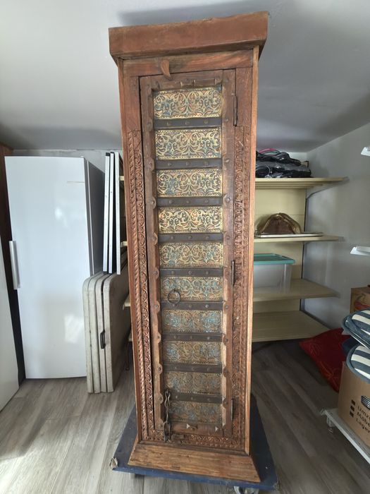 Dulap Vintage Autentic (anii 1920-1950) – Stil Colonial / Indian Haveli
