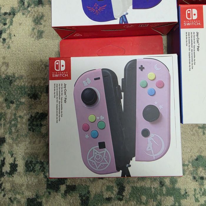 Joy-Con Pair Nintendo Sailor Moon (model deosebit)
