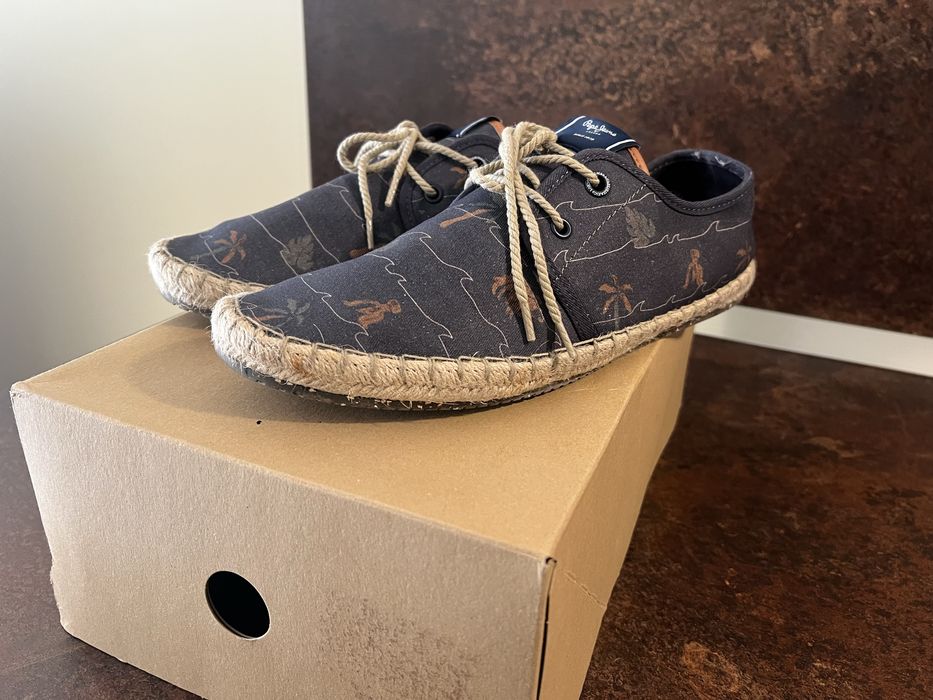 Обувки Pepe Jeans 44, нови