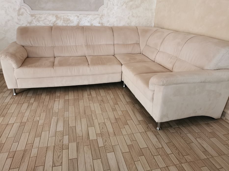 Coltar living stare foarte buna