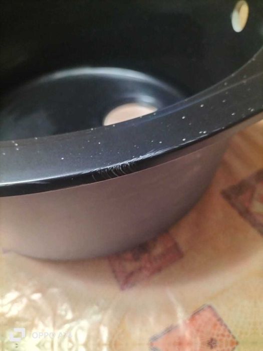 Продам кухонную мойку.