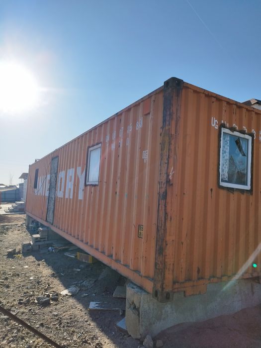 Утеплённый жилой контейнер