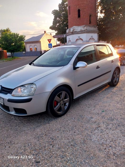 Volkswagen Golf V 1.9TDI 105CP TEAM