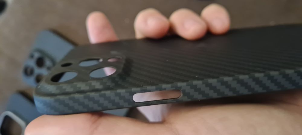 Husa din kevlar iPhone 11, 12, 13 Pro max, 14, 15 Pro, 16, 16 Pro, 17