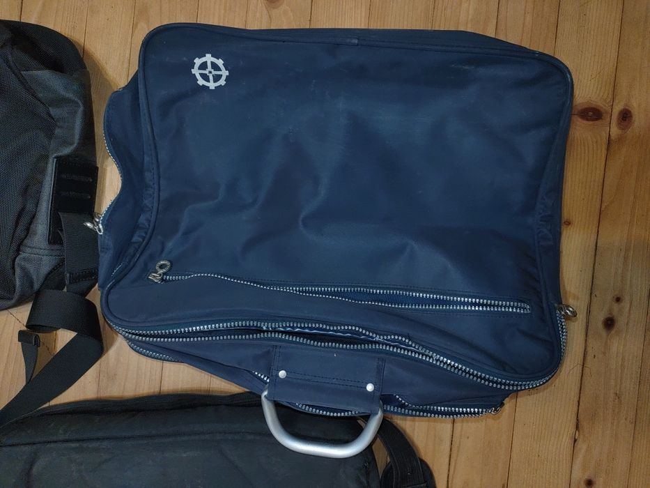 Продавам чанти за компютър или лаптоп