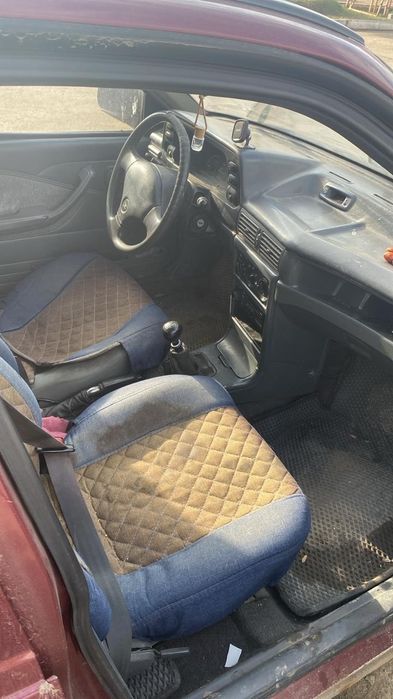 Продам машину нексия