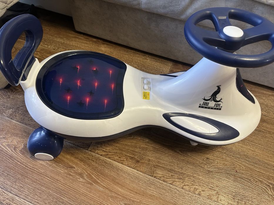 Прода машину для детей