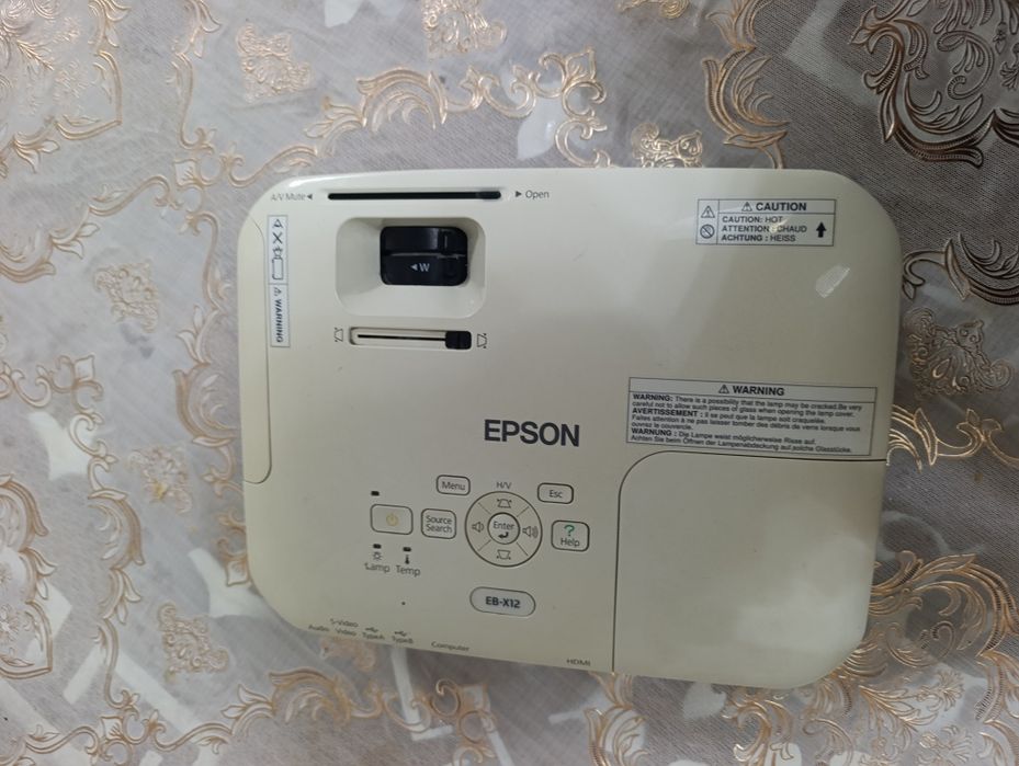 epson eb-x12 prajektor