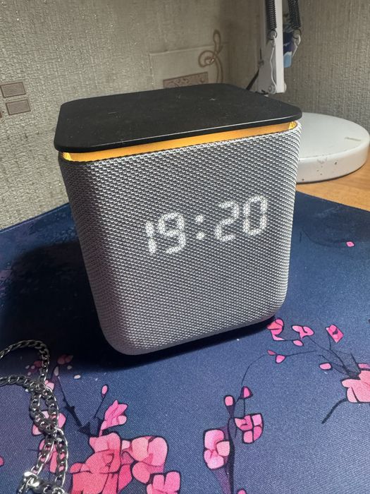 Яндекс станция Миди