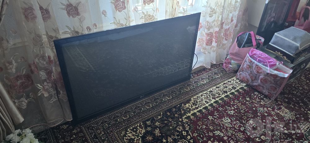LG ariginal telivizor 60 dyumli