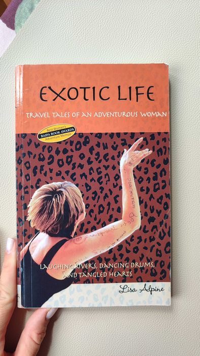 Английска книга Exotic life