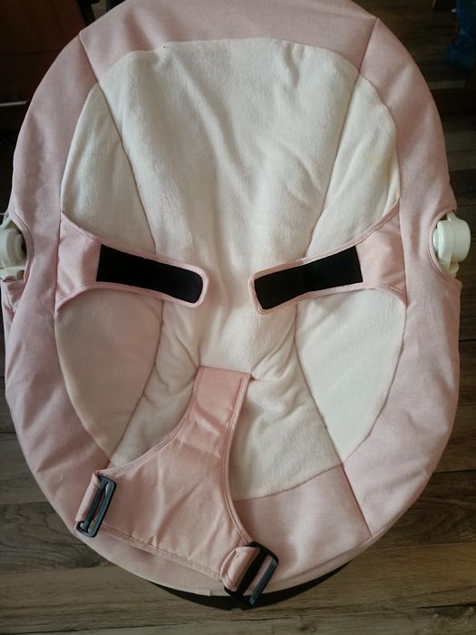 Продам, шезлонг для девочки.