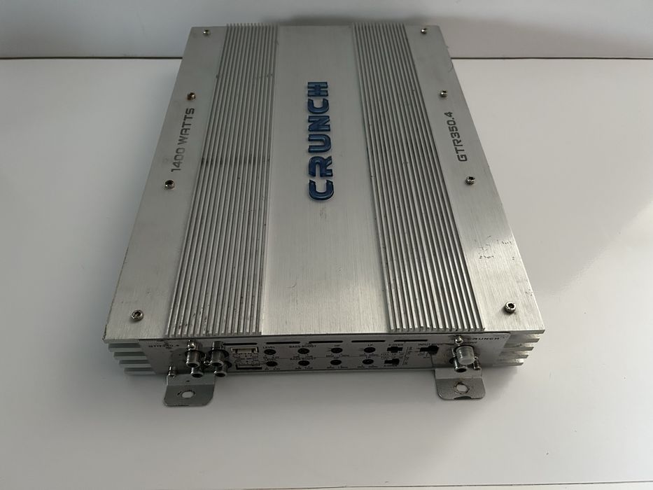Vand amplificator statie auto Crunch gtr 350.4