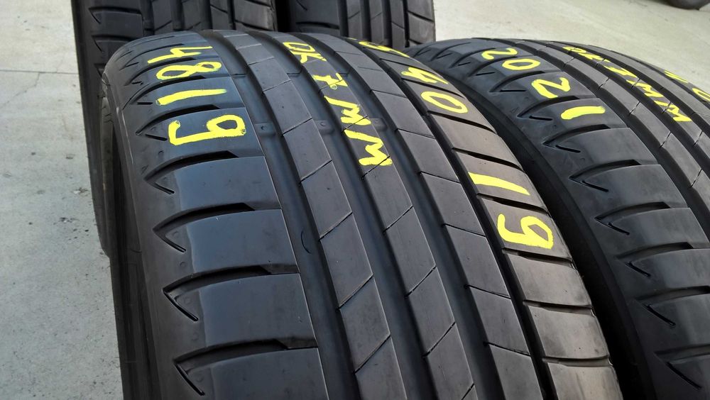 Set 4 anvelope de vara 225 40 19 bridgestone turanza T005 cu 7 mm