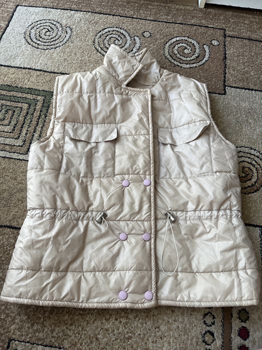 Безрукавка бу в отличном состояний