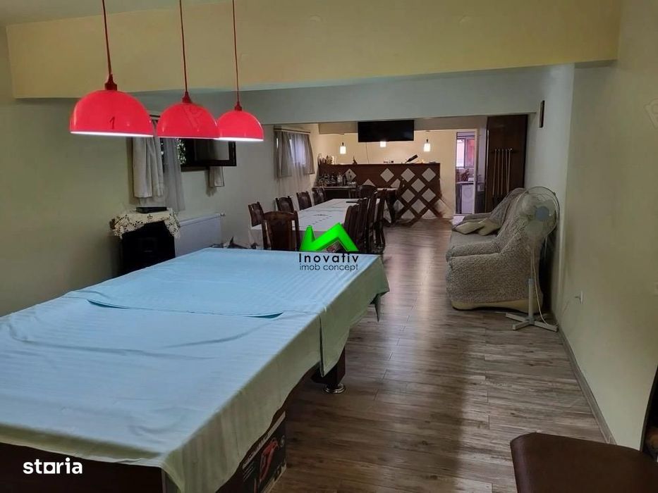 Casa de vanzare cu 6 camere si  piscina interioara Sibiu Turnisor