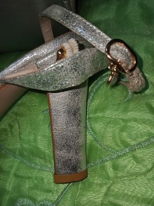 Серебряный комплект привозной