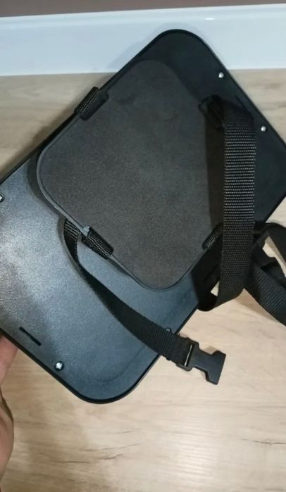 Огледало за обратно виждане. Ползвано много за кратко.