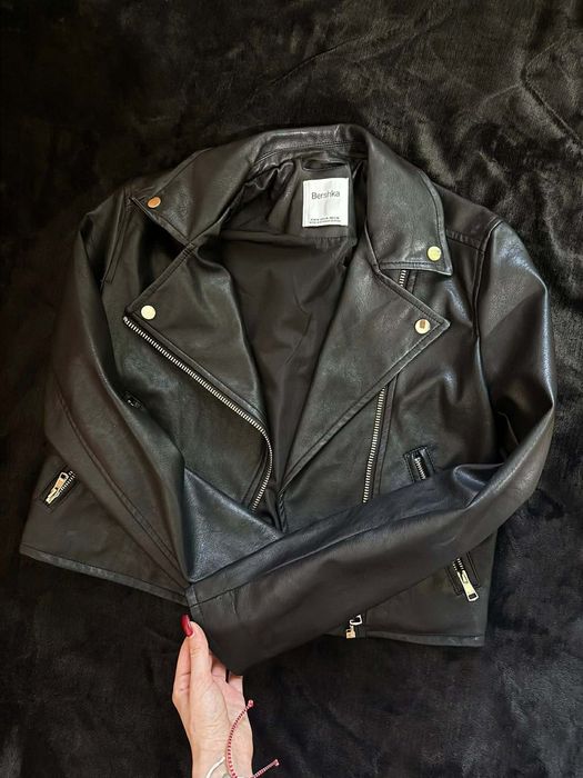 Кожено яке Bershka