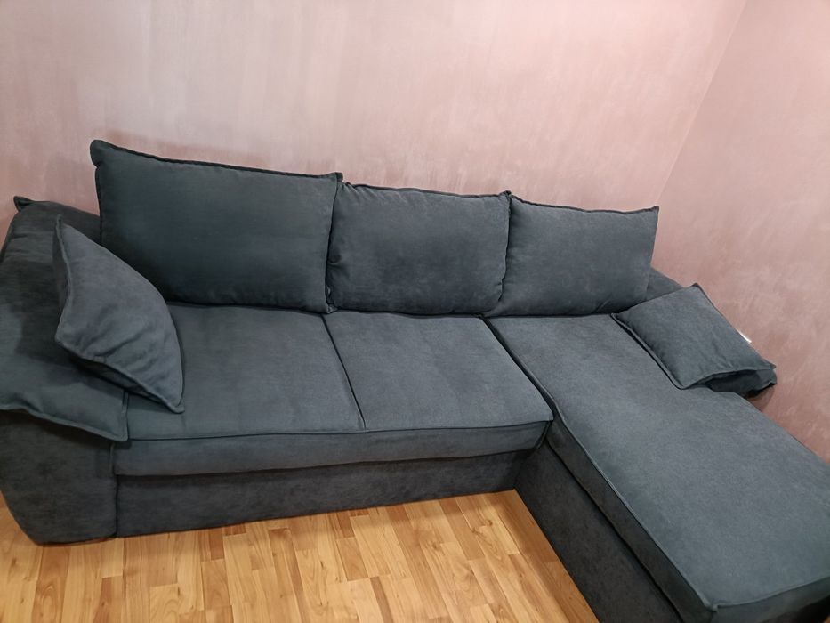 Разтегателен Ъглов диван
