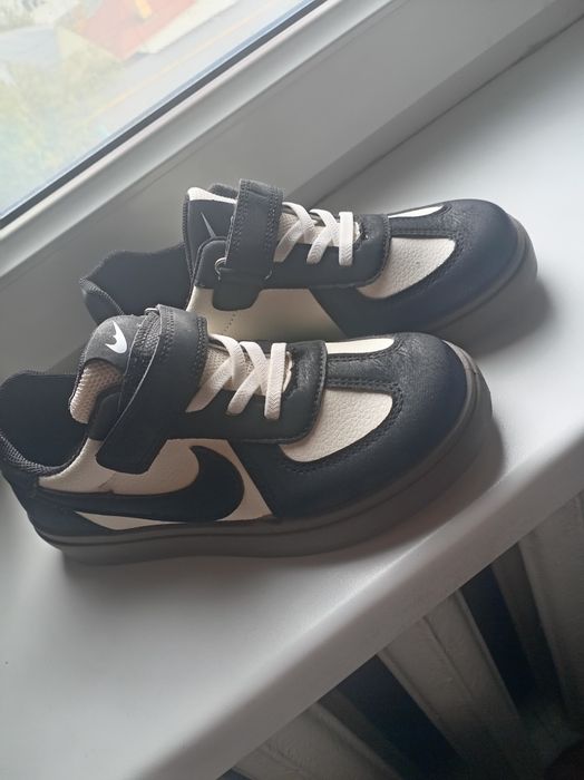 Продам детский обувь