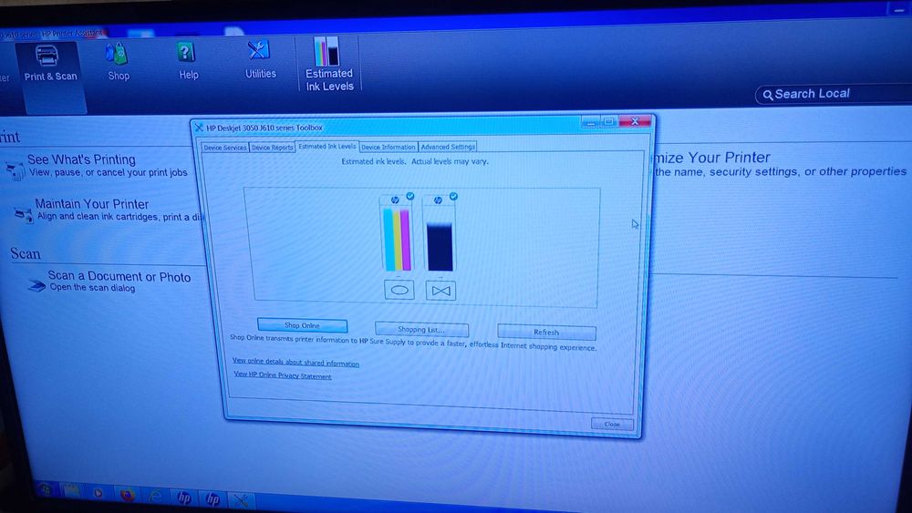 цветен wifi принтер скенер копир HP deskjet 3050 с нови глави
