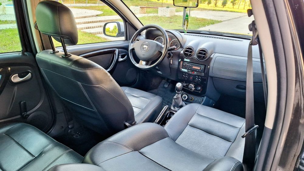 Dacia Duster FULL "4 X 4"/Clima/ Piele/ Jante/ Prestige/ Superb
