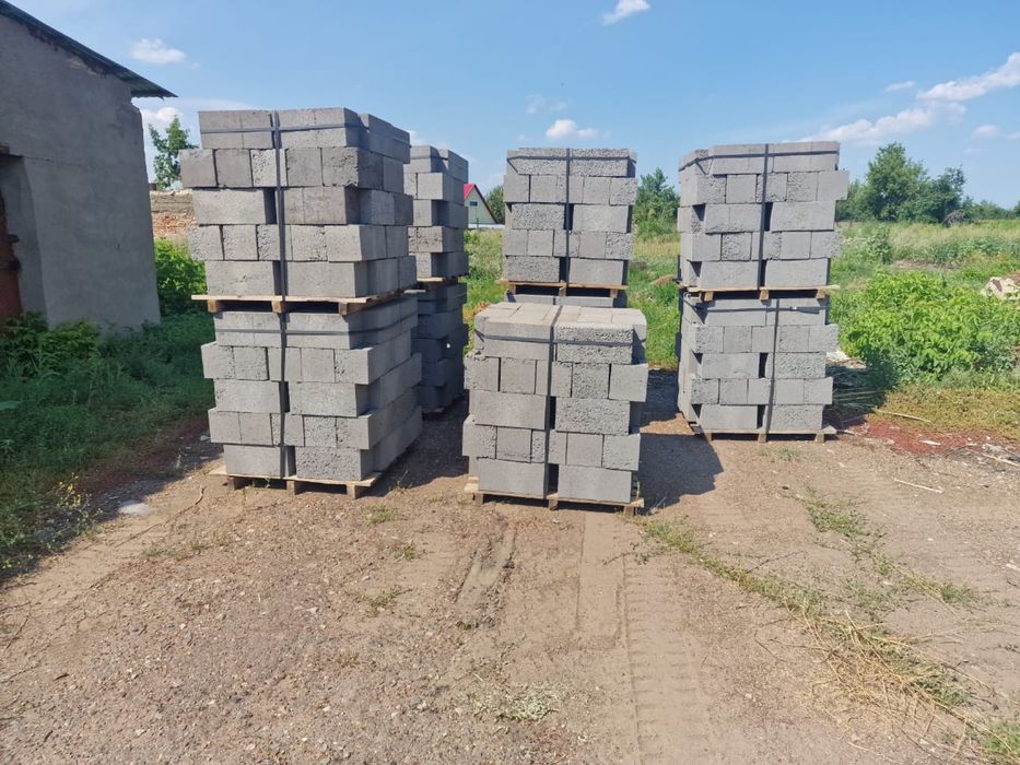 Керамзитоблок продам