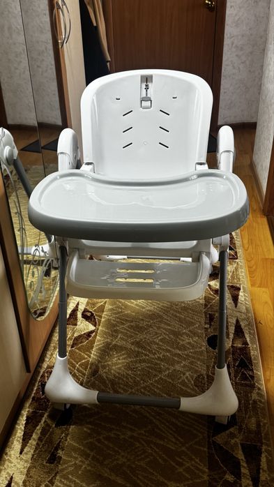 Стульчик детский для кормления