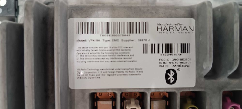 Jeep Grand Cherokee WK2 оригинална мултимедия